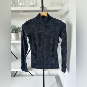 Lululemon Define Jacket - Size 4